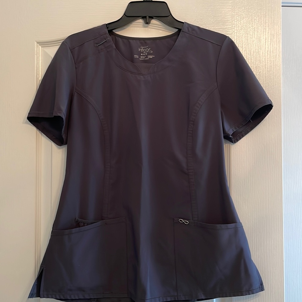 Cherokee Infinity scrub top